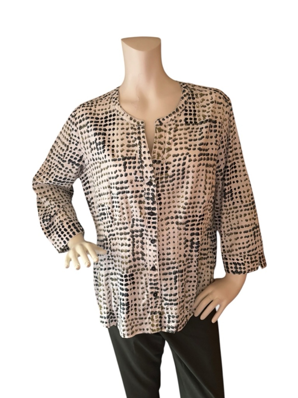NIC+ZOE White and Black Abstract Dot-Print Button-Down Blouse